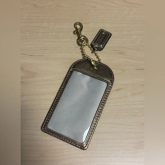 COACH Legacy Stripe Bag Charm Luggage Hang Tag - Picture 2 of 3